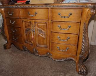 Six-piece bedroom set