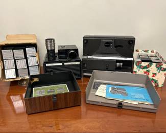 Lot 8036 Vintage Bell  Howell 35mm Film Slide Cube Projector  Movie Projector  Slide Cubes
