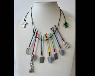 Lot 3618 Vintage Cracker Jacks Necklace 2  Garden Tools