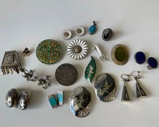 Lot 2707 Sterling Lot  ClipOn Earrings  Pins Brooches  Ring