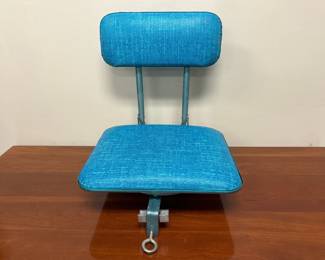 Lot 8037 Vintage Bekins Folding Stadium Seat