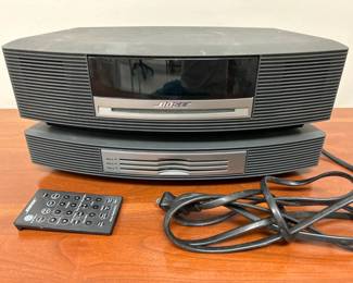 Lot 6465 Bose Wave Music System AMFM CD Player  Remote