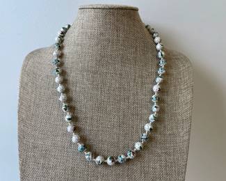Lot 1916 Vintage Cloissonne Beaded Necklace  White