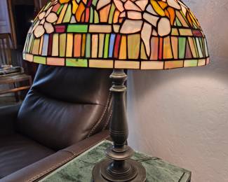 Tiffany Style Lamp 