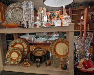 Arthur Court, Pier 1, Shannon crystal