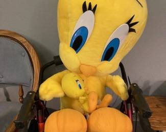 Tweety Bird and Baby Tweety Bird