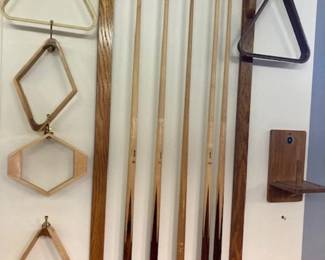 Olhausen 30th Anniversary Accu-Fast Cushions 8 Ft Professional Size Pool Table Triangles, Cue, Cue Rack