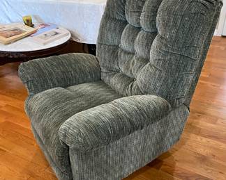 1 of 2 Super Clean Excellent USA made Recliners, Very Comfortable fully working.