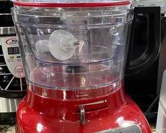 Very NICE Kitchenaid Processor with accessories