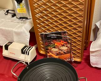 So much Excellent cookware.