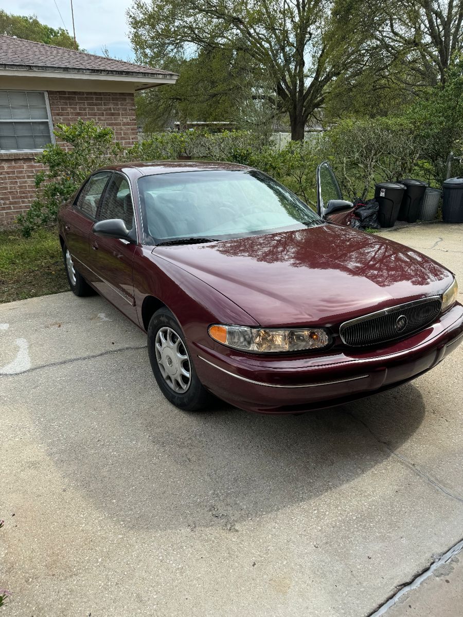 Hunter Estate Sales presents lovely OP Brick... starts on 3/15/2024