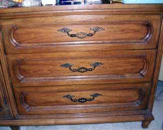 Thomasville 1970's Chest of Drawers