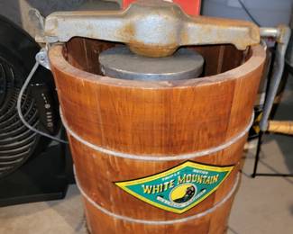 White Mountain vintage ice cream maker