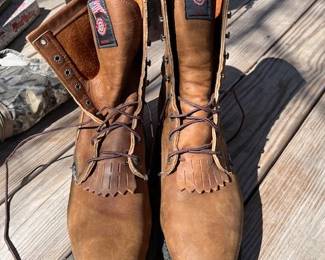 Justin size 10-1/2 steel toe work/hunting boots