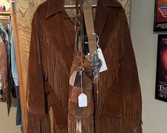 Woodstock here I come!! Vintage suede jacket, vintage bag and belt