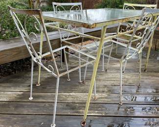 A close look at the Mid-Century leg and chair details