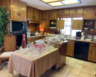 Looking into the kitchen.