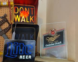 Vintage traffic light Don't Walk/Walk, Vintage lighted Miller sign