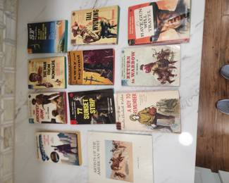 WESTERN VINTAGE BOOKS