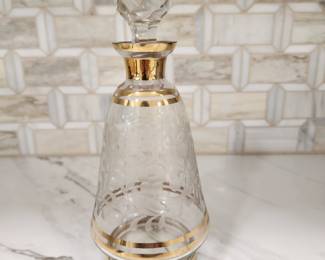ETCHED CRYSTAL DECANTER
