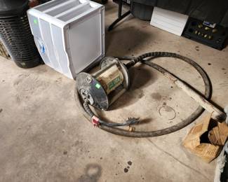 Multiquip Cv2a concrete vibrator