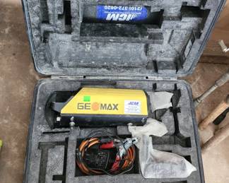 Geomax laser level