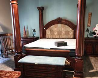 King size bed