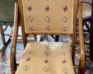 Antique foldable chair
