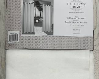 (3) Exclusive Home Panels