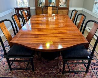 Henredon Dining Table & 8 Chairs 