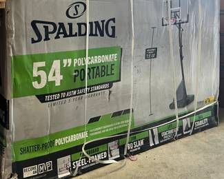 New Spaulding Basketball Hoop