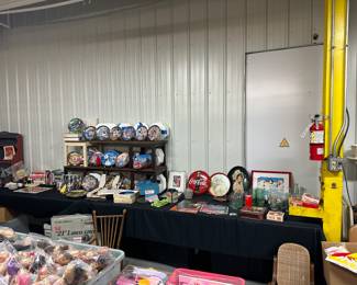 Coca-cola items, Disney collectible plates 