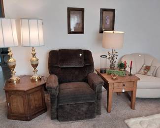Franklin power lift chair recliner. end tables, Ethan Allen arm chair, end tables, table lamps