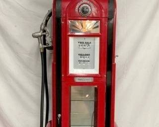 1937-38 WAYNE MODEL 60 AMOCO PUMP