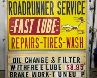 DS EMB. FASTLUBE ROADRUNNER STATION SIGN