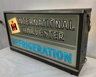 CLOSEUP VIEW CAN SIGN