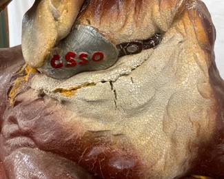 CLOSEUP W/ ESSO COLLAR