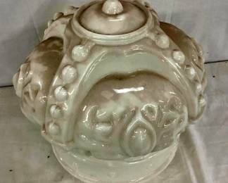 DOES NEED GOOD CLEANING