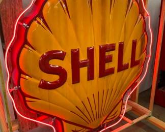 REALLY NICE PORC. SHELL NEON SIGN