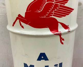 CLOSEUP VIEW W/ PEGASUS