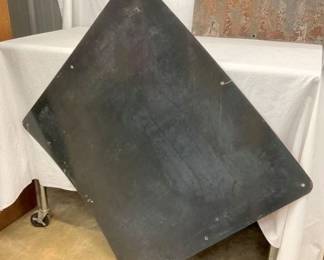 BACK VIEW PORC. REA SIGN