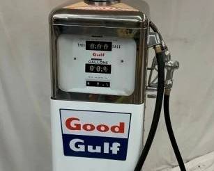 OTHERSIDE VIEW GAS PUMP