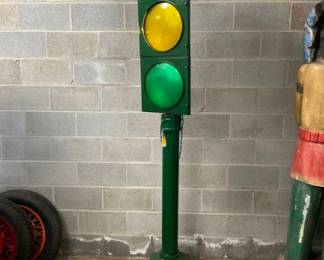 8FT. LED STOP LIGHT 