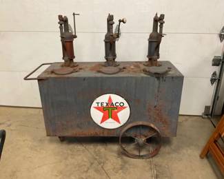 TRIPLE HEAD KEROSENE PUMP 