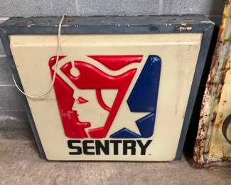 SENTRY CAN LENAX SIGN