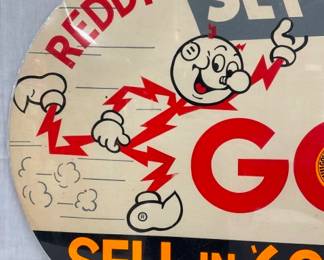 CLOSEUP VIEW W/ REDDY