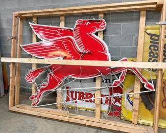 ADDITIONAL PHOTOS OF ANIMATED PEGASUS