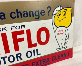 CLOSEUP VIEW DRIP BOY