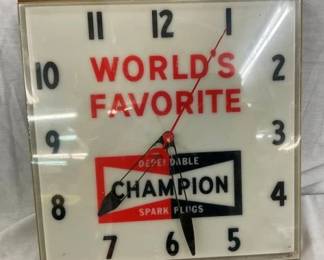 16IN WORLDS CHAMPION CLOCK