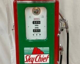 SKY CHIEF TOKHEIM MOD. 39 GAS PUMP